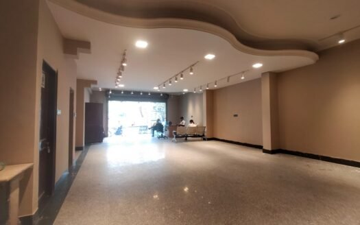 premium Showroom Space for Rent
