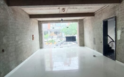 Prime Showroom Space for Rent